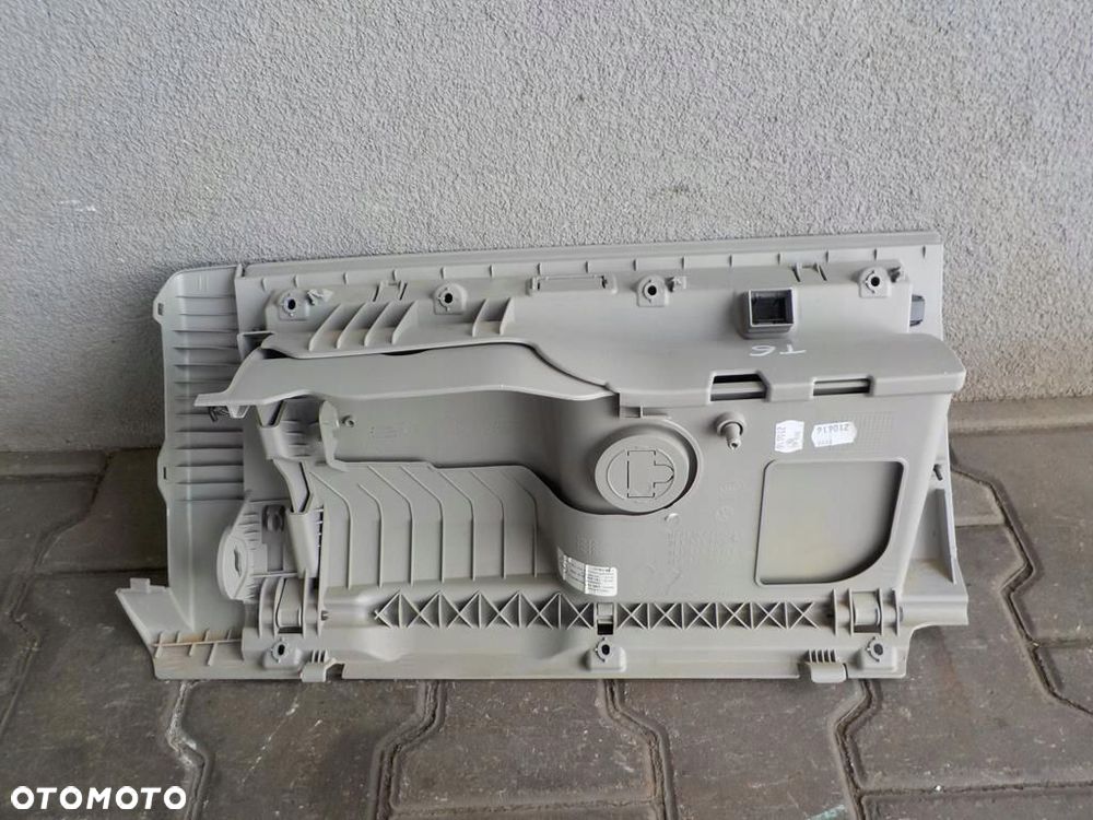 VW T6 SCHOWEK KIESZEŃ KLAPKA SCHOWKA - 4