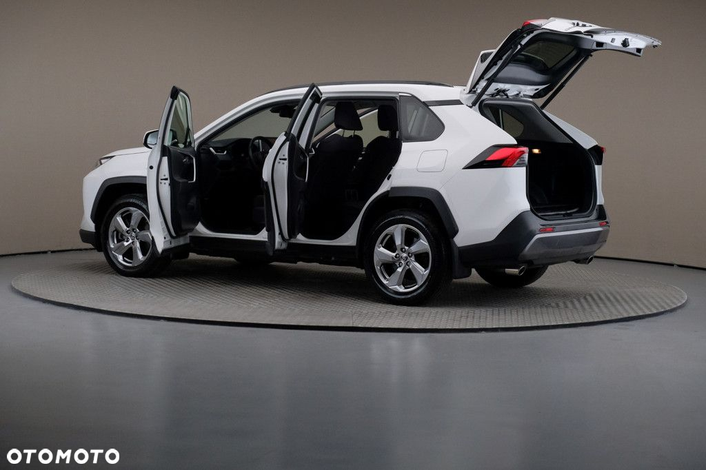 Toyota RAV4 - 7