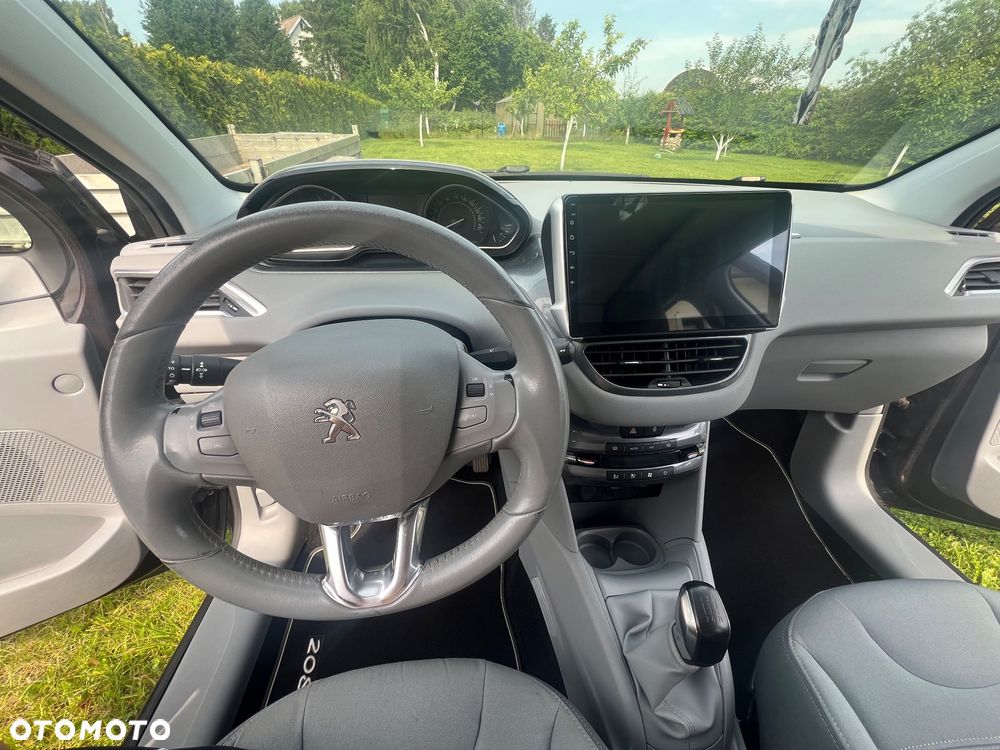 Peugeot 208 1.4 VTi Allure - 13