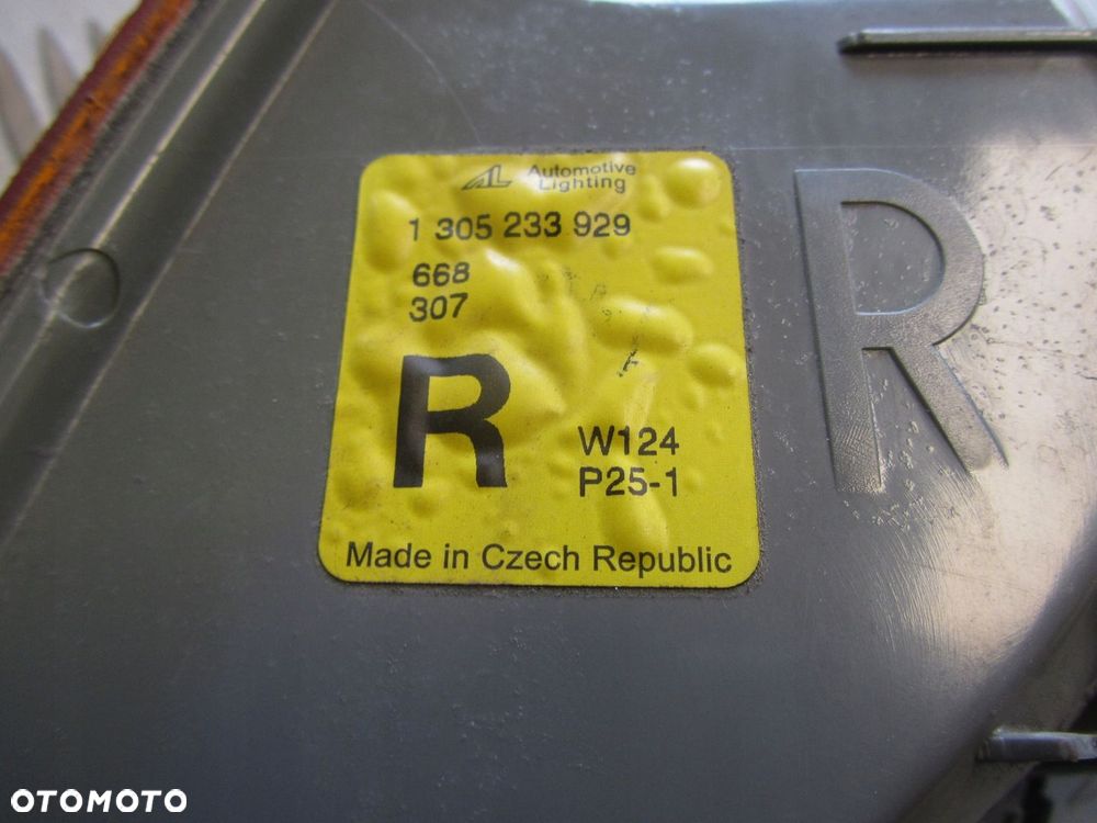 KIERUNKOWSKAZ DO MERCEDESA 1248200543 - 3