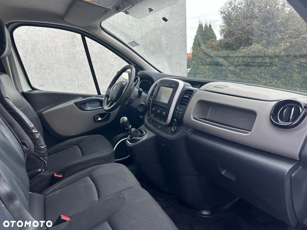 Renault Trafic - 17