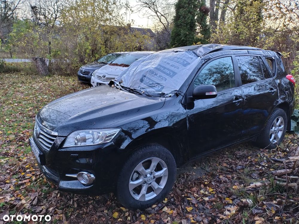 Toyota RAV4 - 9