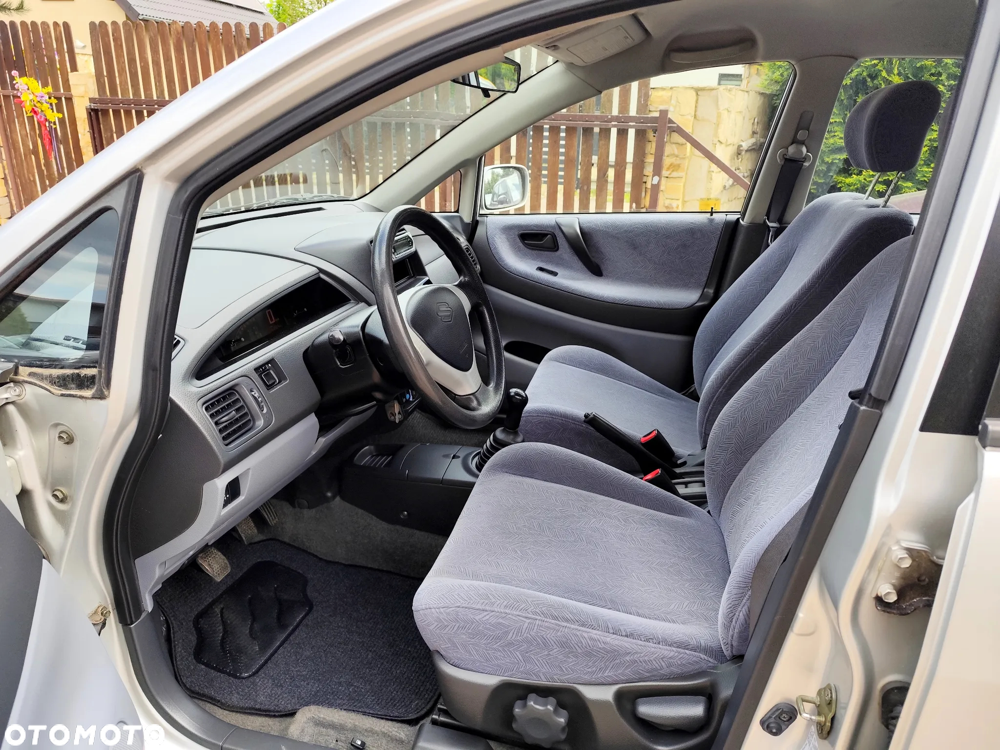 Suzuki Liana 1.6 - 7