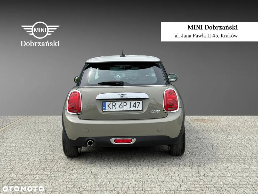 MINI Cooper Standard - 4