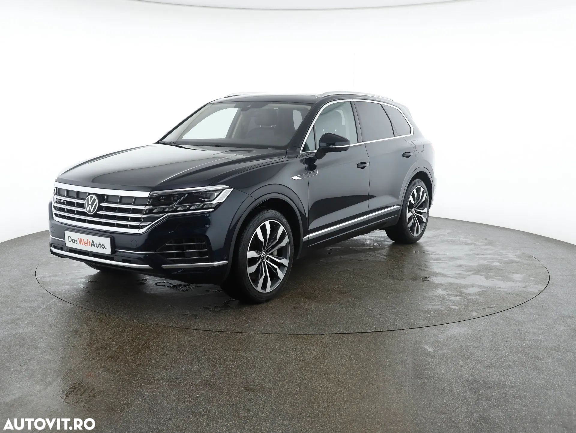 Volkswagen Touareg 3.0 V6 e-Hybrid 4Motion Aut. Atmosphere - 1