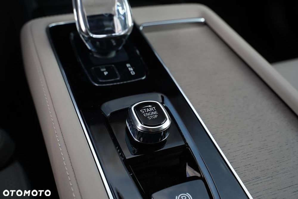 Volvo XC 90 T5 AWD R-Design - 21