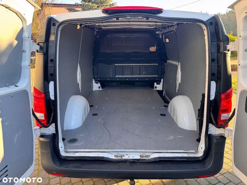 Mercedes-Benz Vito - 9