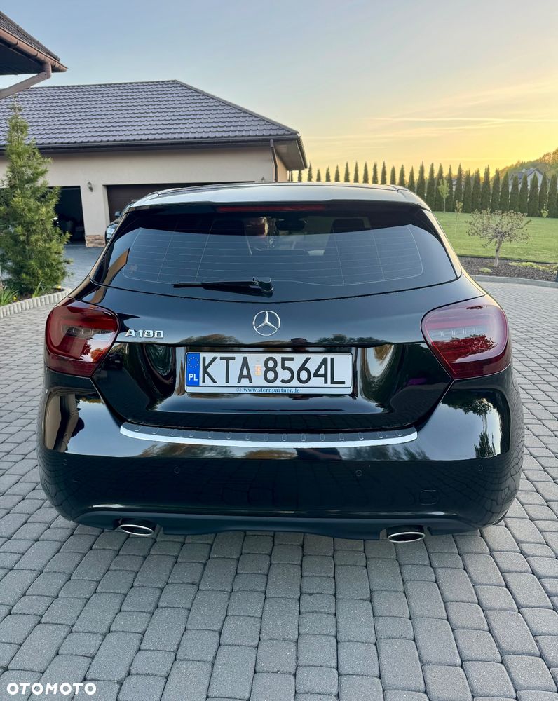 Mercedes-Benz Klasa A 180 (BlueEFFICIENCY) 7G-DCT Urban - 11