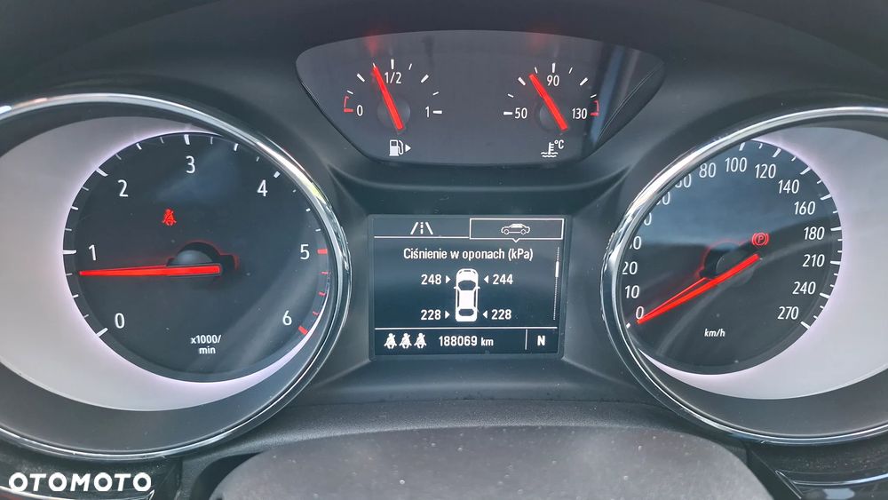 Opel Astra 1.6 D Automatik Start/Stop Edition - 29