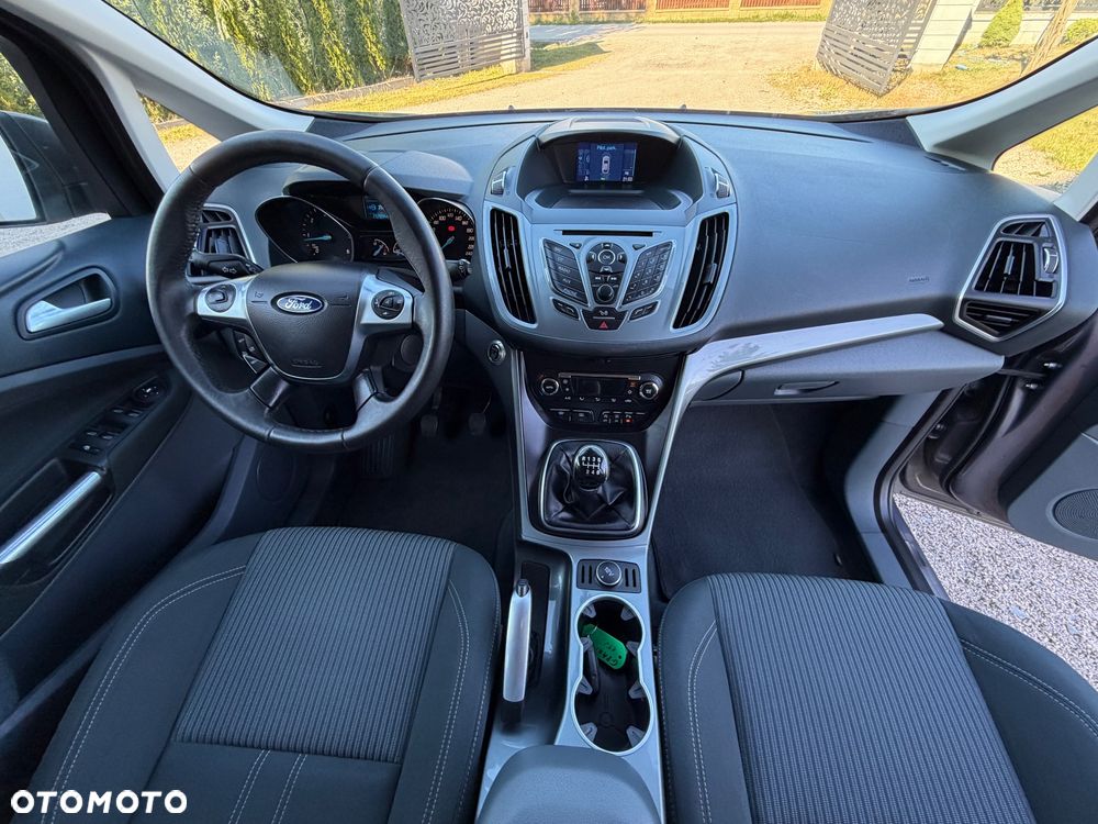 Ford Grand C-MAX - 8