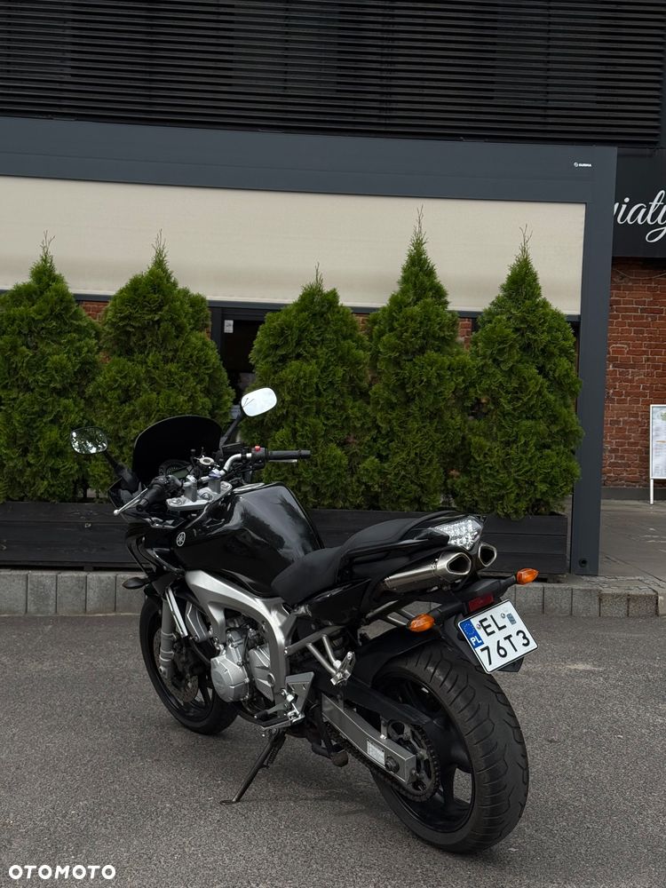 Yamaha FZ6 - 4