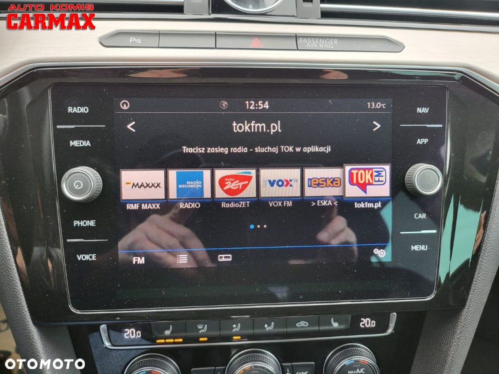 Volkswagen Passat - 16