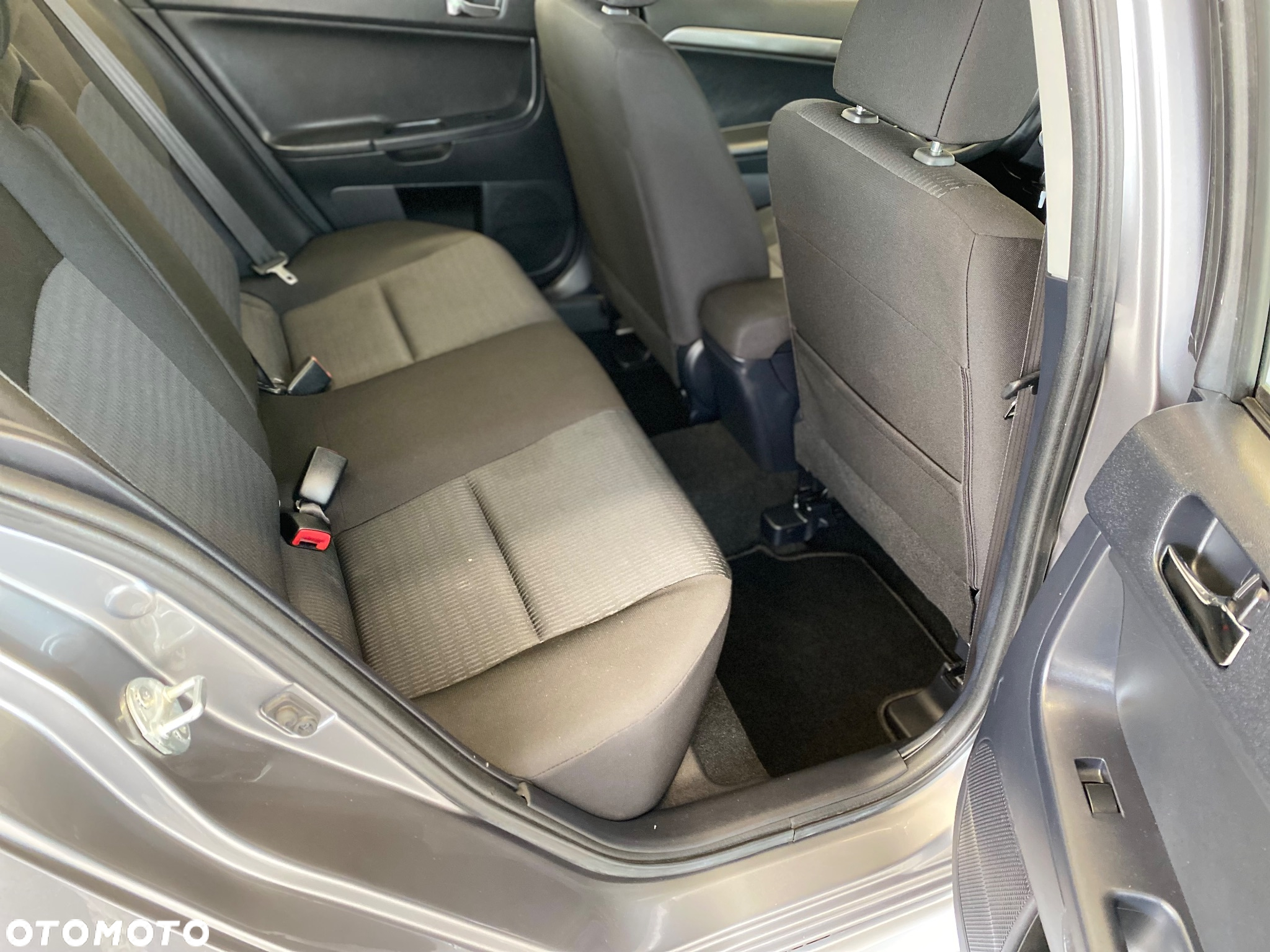 Mitsubishi Lancer 1.6 Invite - 15