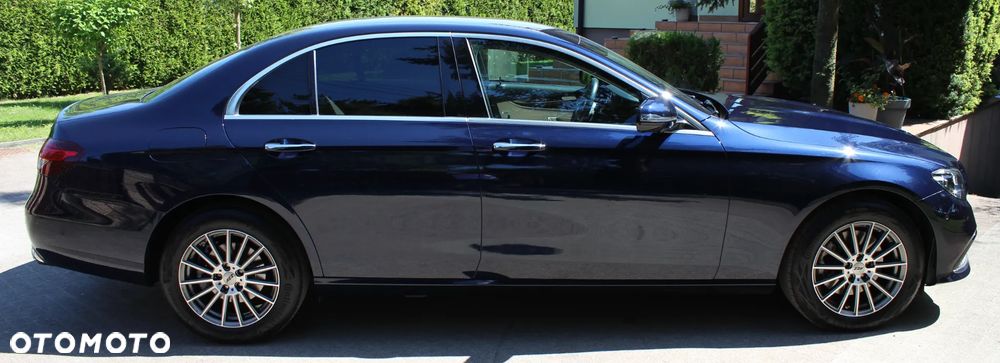 Mercedes-Benz Klasa E 220 d 4-Matic Avantgarde - 6
