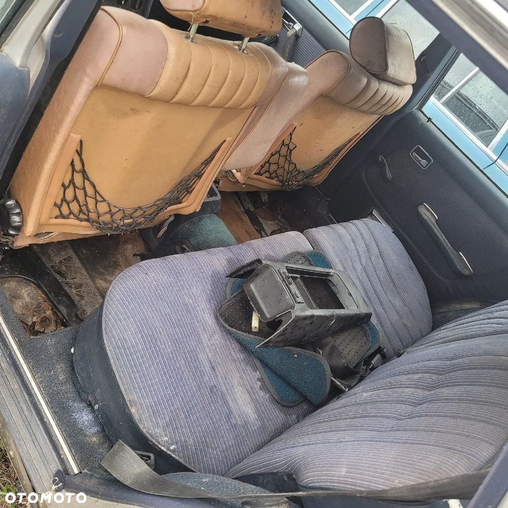 Mercedes-Benz W123 - 6