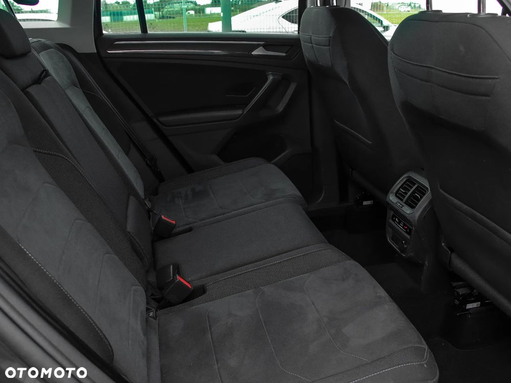 Volkswagen Tiguan - 14