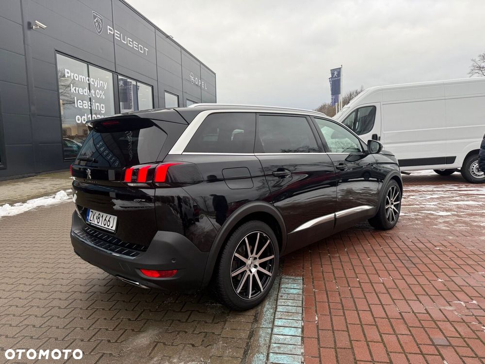Peugeot 5008 - 3