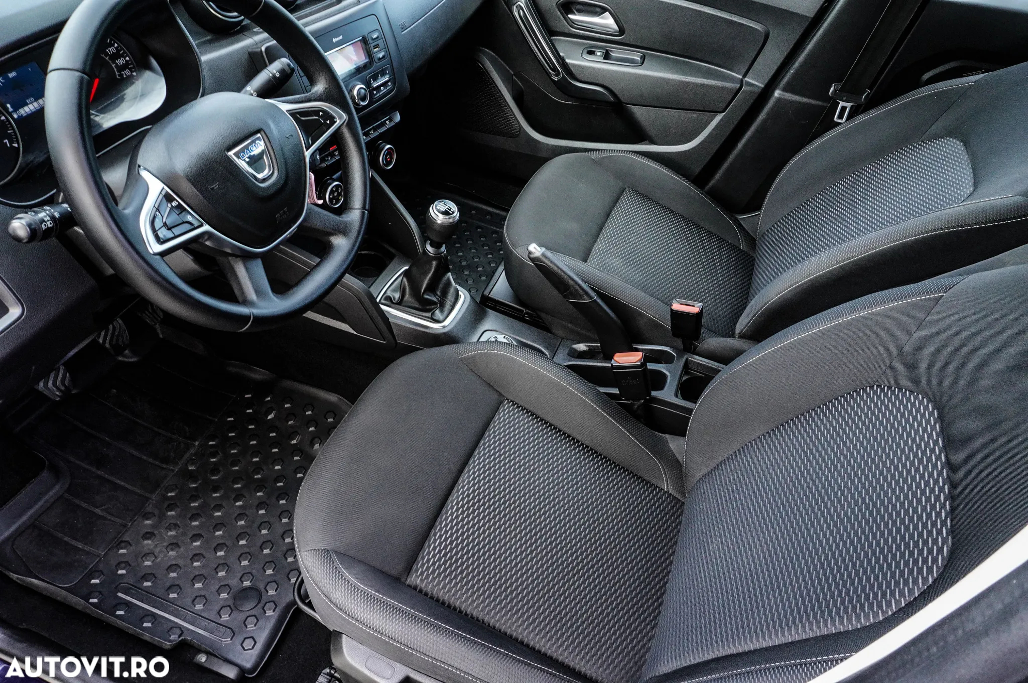 Dacia Duster 1.5 dCi 4WD Essential - 11