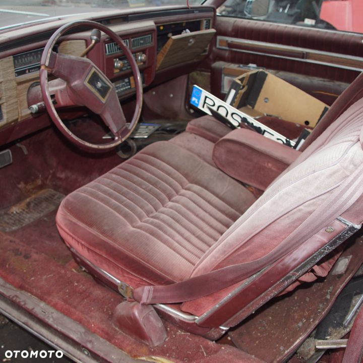 FOTELE KANAPY CADILLAC DE VILLE 1983 COUPE - 5