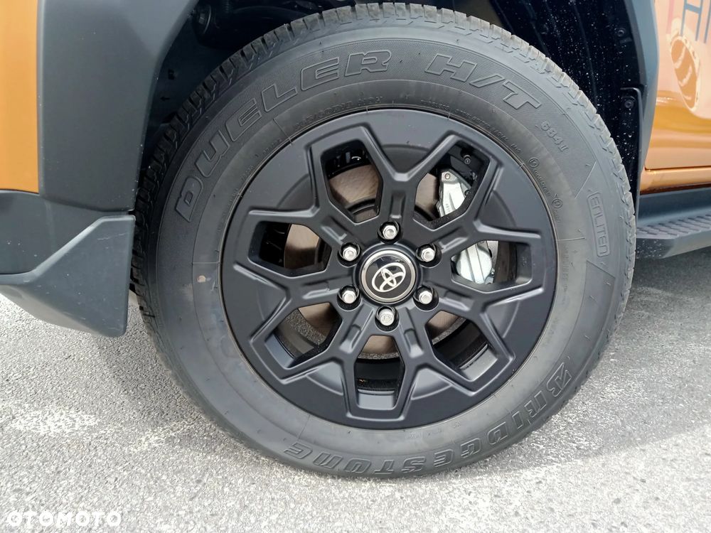 Toyota Hilux 2.8 D-4D Double Cab Invincible 4x4 - 10