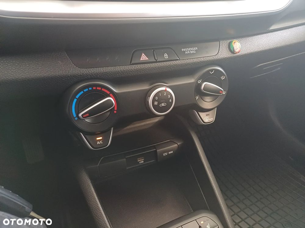 Kia Stonic 1.2 M - 22