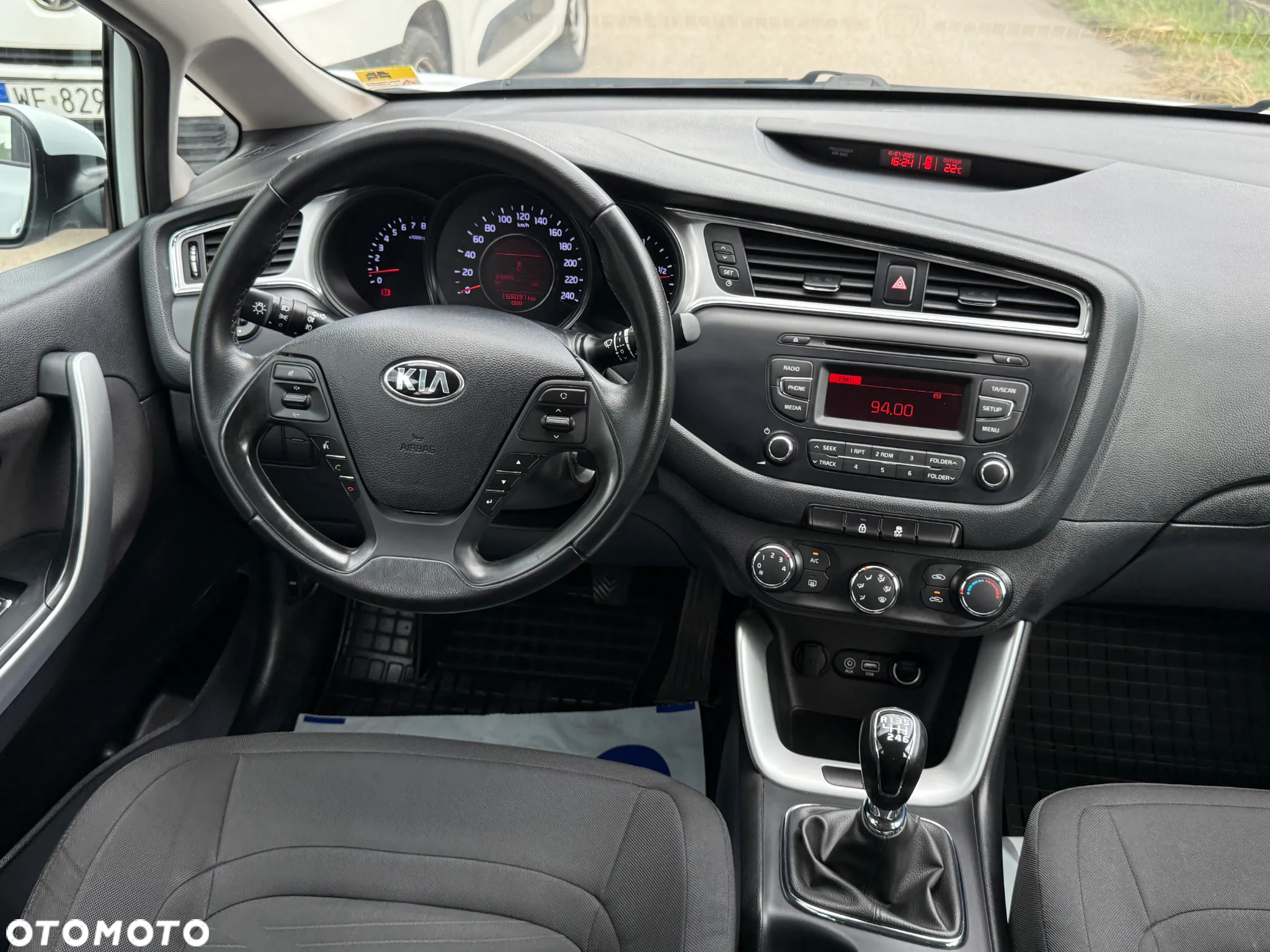 Kia Ceed 1.4 S - 8