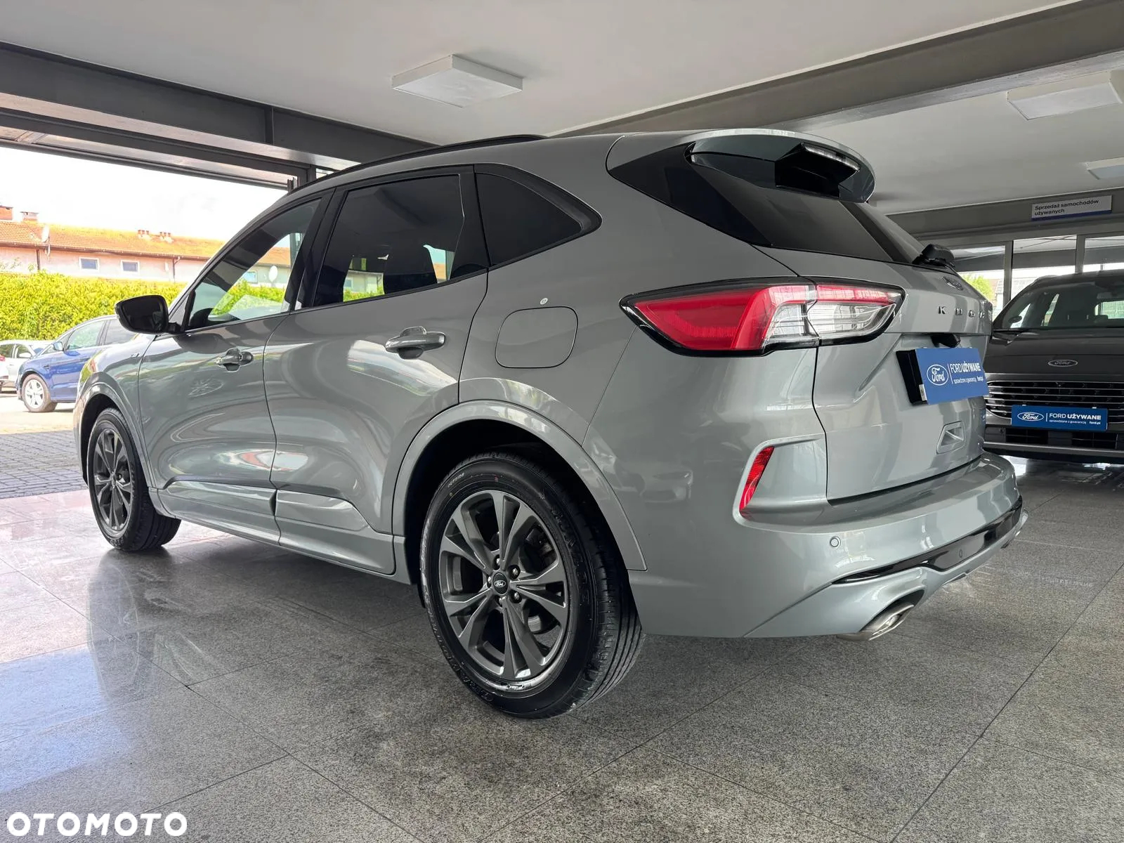Ford Kuga - 12