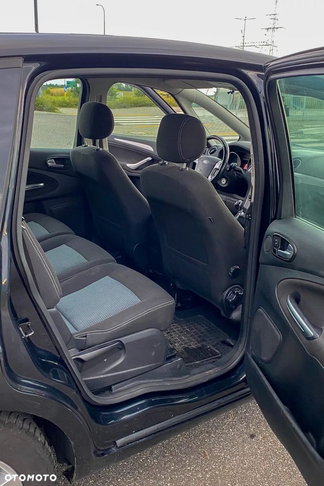Ford S-Max - 7