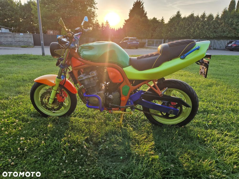 Suzuki GS - 28