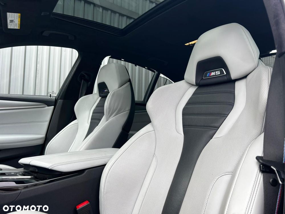 BMW M5 - 12