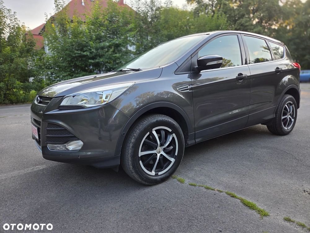 Ford Kuga - 36