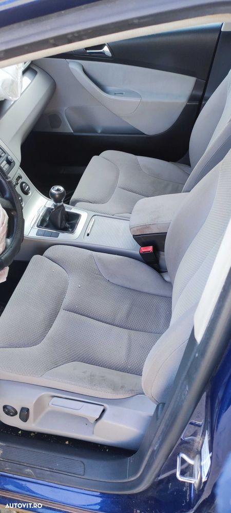 Dezmembrez vw volkswagen passat B6 sedan 2.0 tdi BMP cv man HDU LD5Q - 8