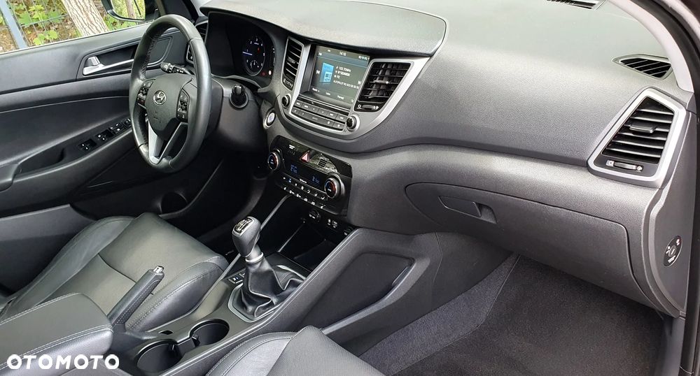 Hyundai Tucson - 16