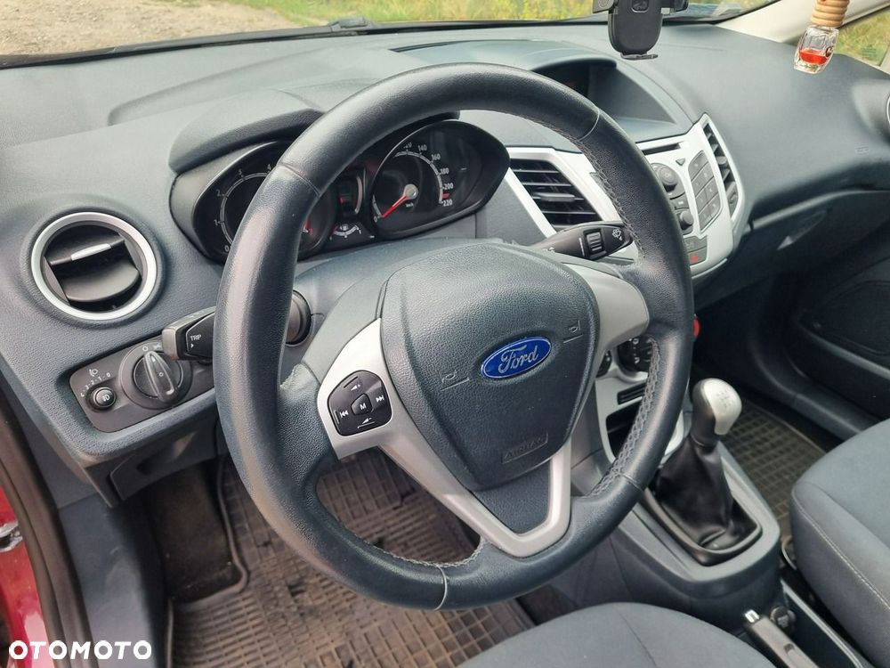 Ford Fiesta 1.25 Silver X (Ambiente) EU6 - 11