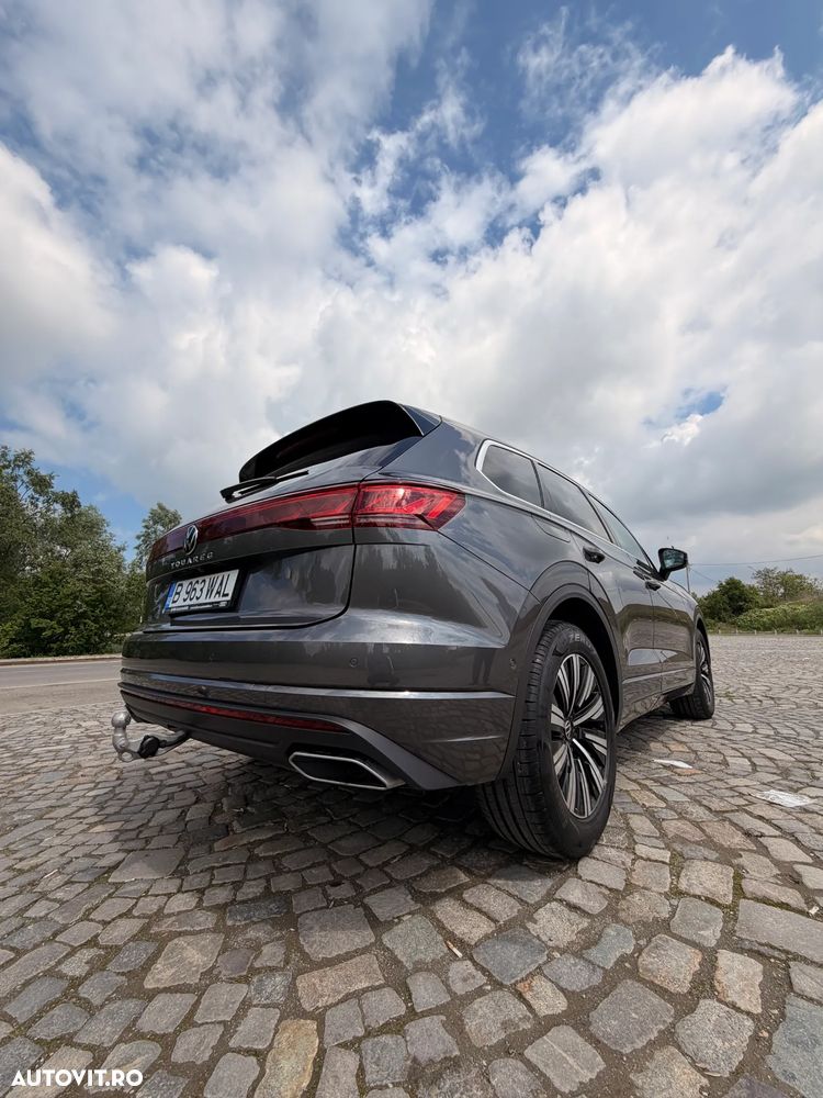 Volkswagen Touareg V6 TDI 4MOTION Elegance - 6
