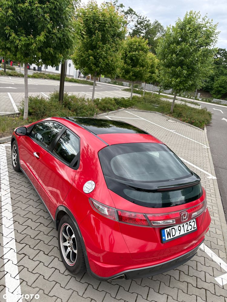Honda Civic 1.8 Executive - 19