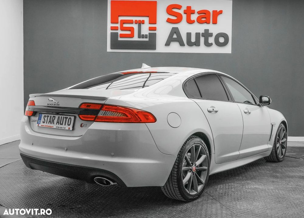 Jaguar XF 2.2D Premium Luxury - 7
