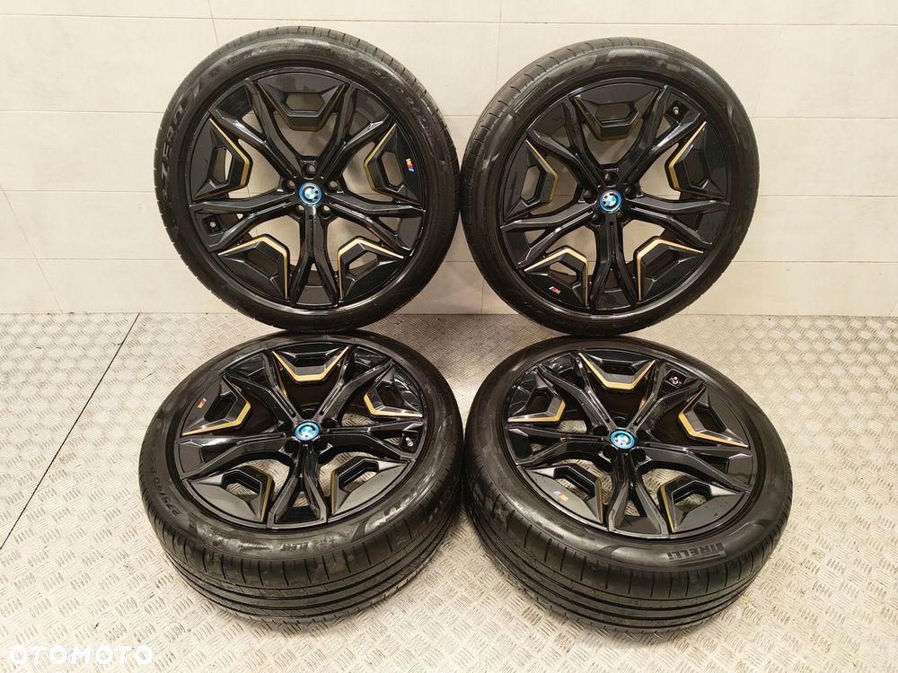 BMW iX i20 KOŁA FELGI 22 CALE OPONY LETNIE PIRELLI 275/40R22 M-PAKIET - 1