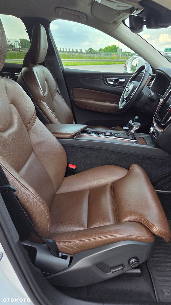 Volvo XC 60 T4 Inscription - 23