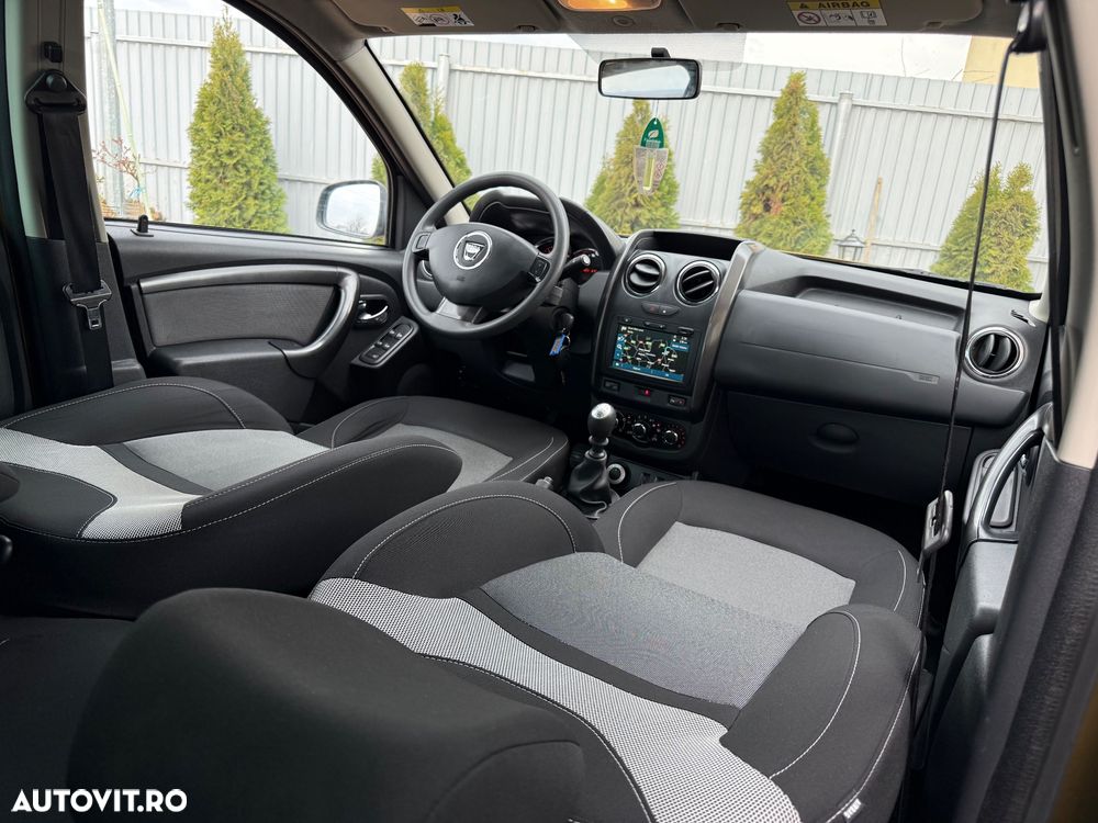 Dacia Duster dCi 110 FAP 4x4 Prestige - 8