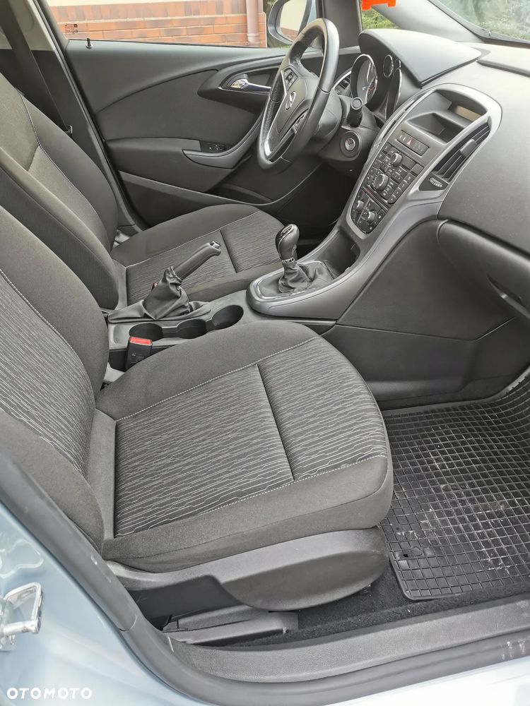 Opel Astra - 13