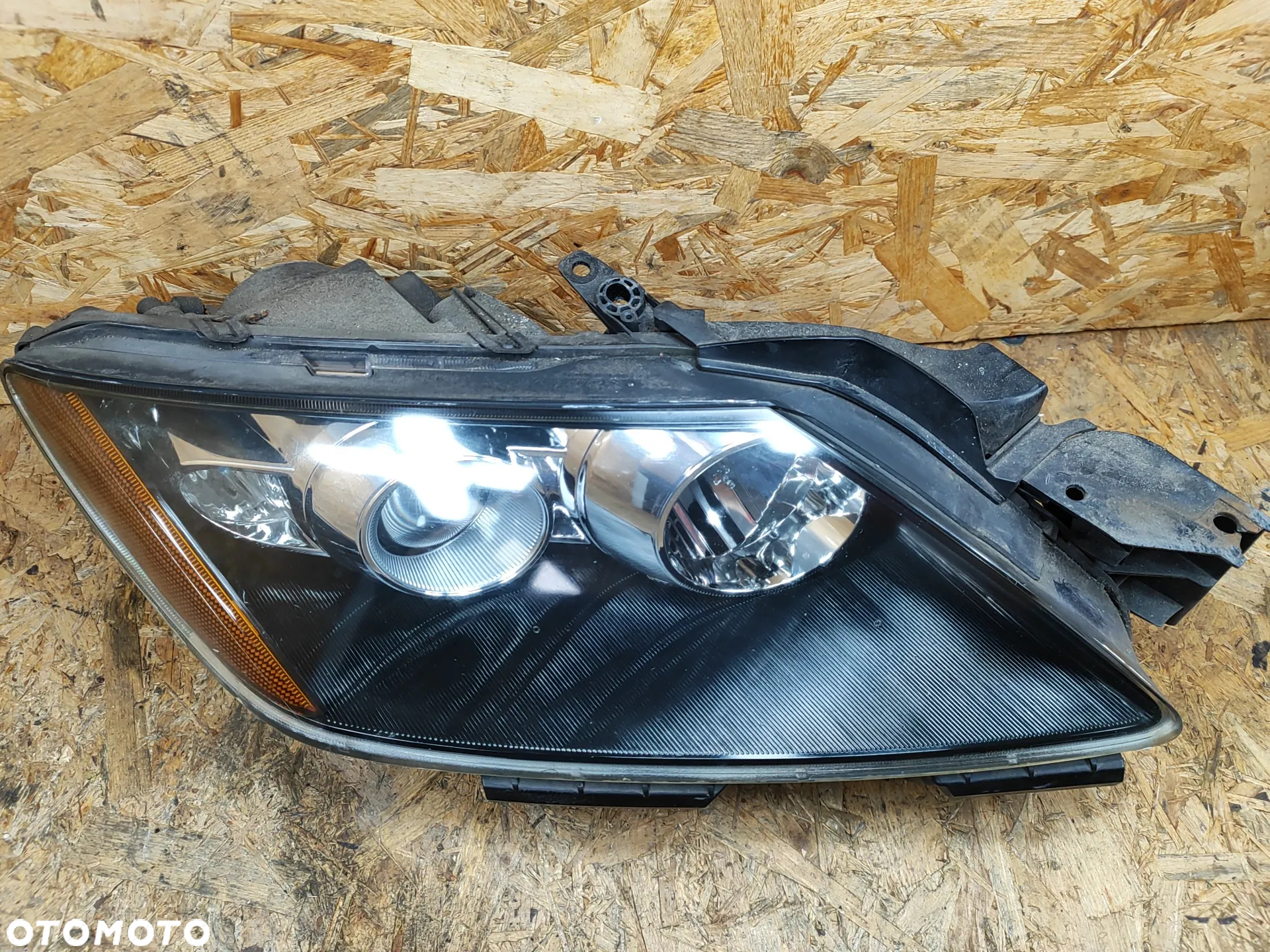 okazja !  lampa przód prawa xenon kompletna UK do MAZDA CX7 CX-7 09-12r lift - 2