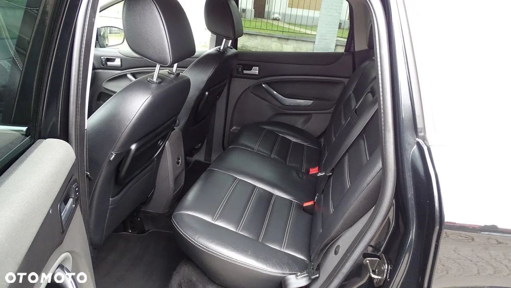 Ford Kuga 2.0 TDCi Titanium - 14