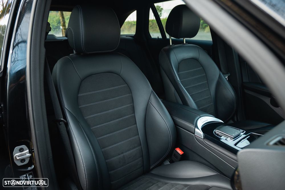 Mercedes-Benz GLC 300 de 4Matic 9G-TRONIC AMG Line Plus - 21