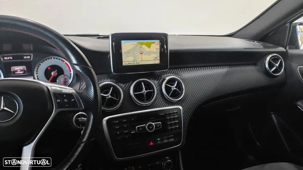 Mercedes-Benz A 200 CDI BE AMG Sport - 27
