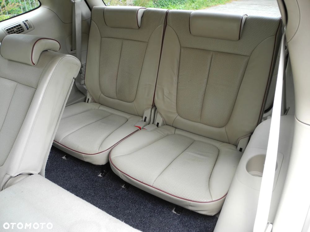 Hyundai Santa Fe 2.2 CRDi Executive 7os - 18