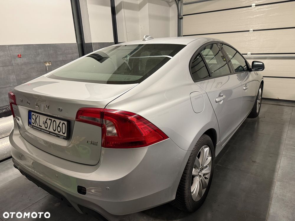 Volvo S60 - 3