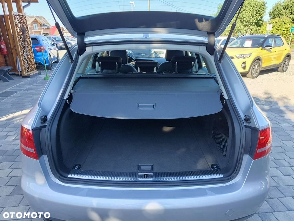 Audi A4 Avant 2.0 TDI DPF Ambition - 31