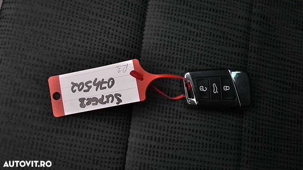 Skoda Superb 2.0 TDI DSG Ambition - 21