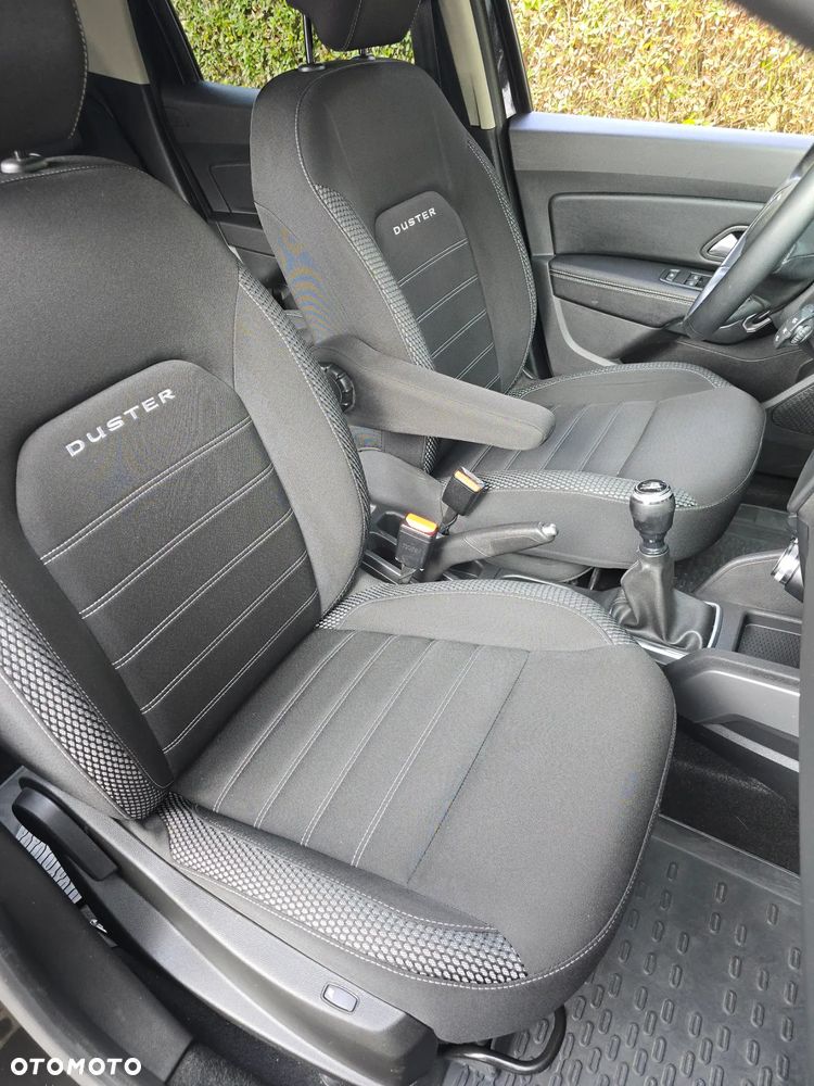 Dacia Duster 1.6 SCe Prestige - 29